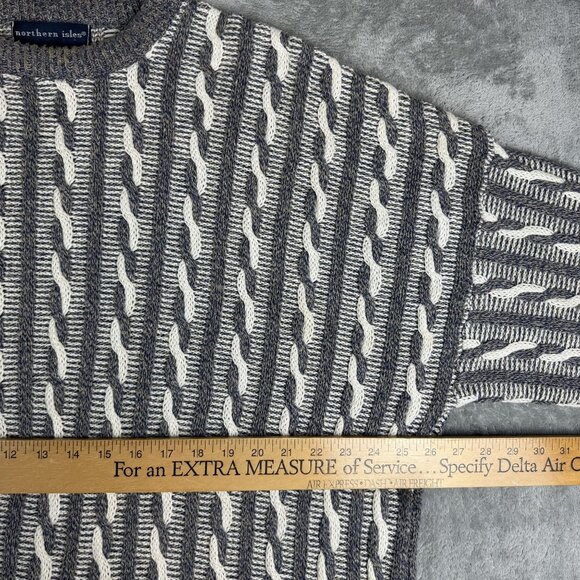 Vintage Northern Isles Mens Coogi Style Sweater 3D Knit Textured Pullover USA XL - Picture 7 of 7